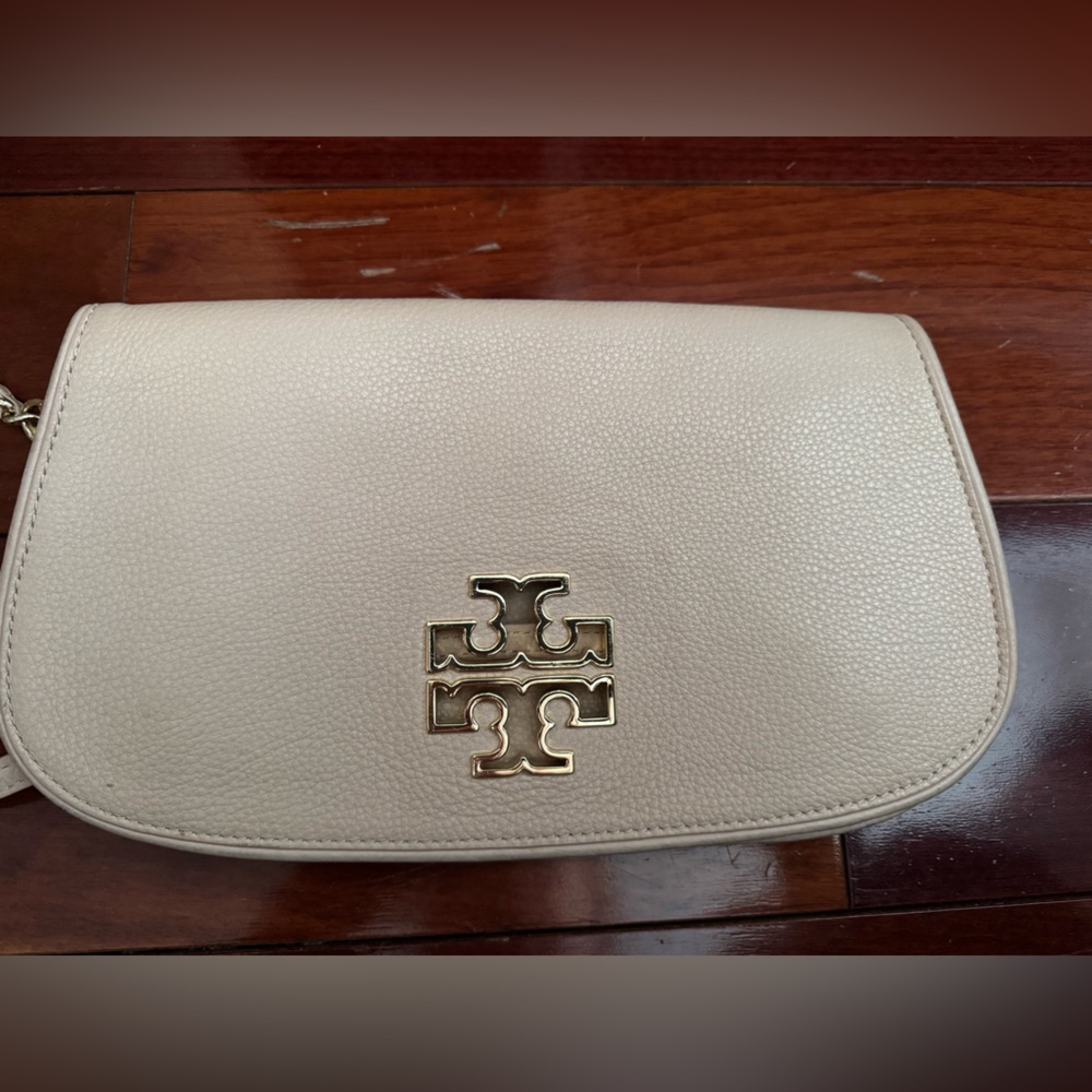 Tory Burch Britten Leather Pale Pink Gold Chain Strap Crossbody Clutch bag